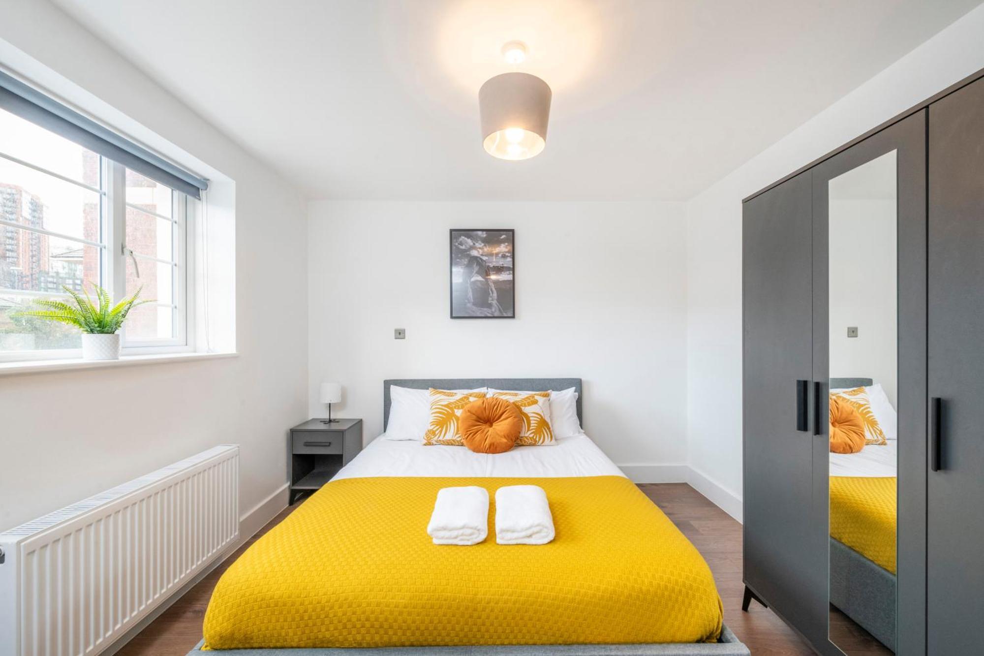 The Perfect Stay London, Home With 2 Bedrooms 1 Bath - Battersea, Vauxhall And Nine Elms ภายนอก รูปภาพ