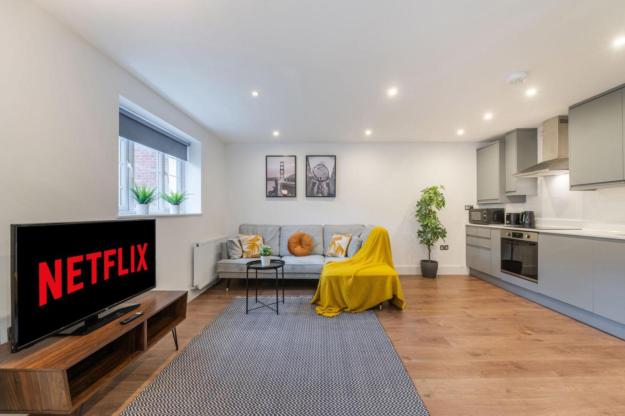 The Perfect Stay London, Home With 2 Bedrooms 1 Bath - Battersea, Vauxhall And Nine Elms ภายนอก รูปภาพ
