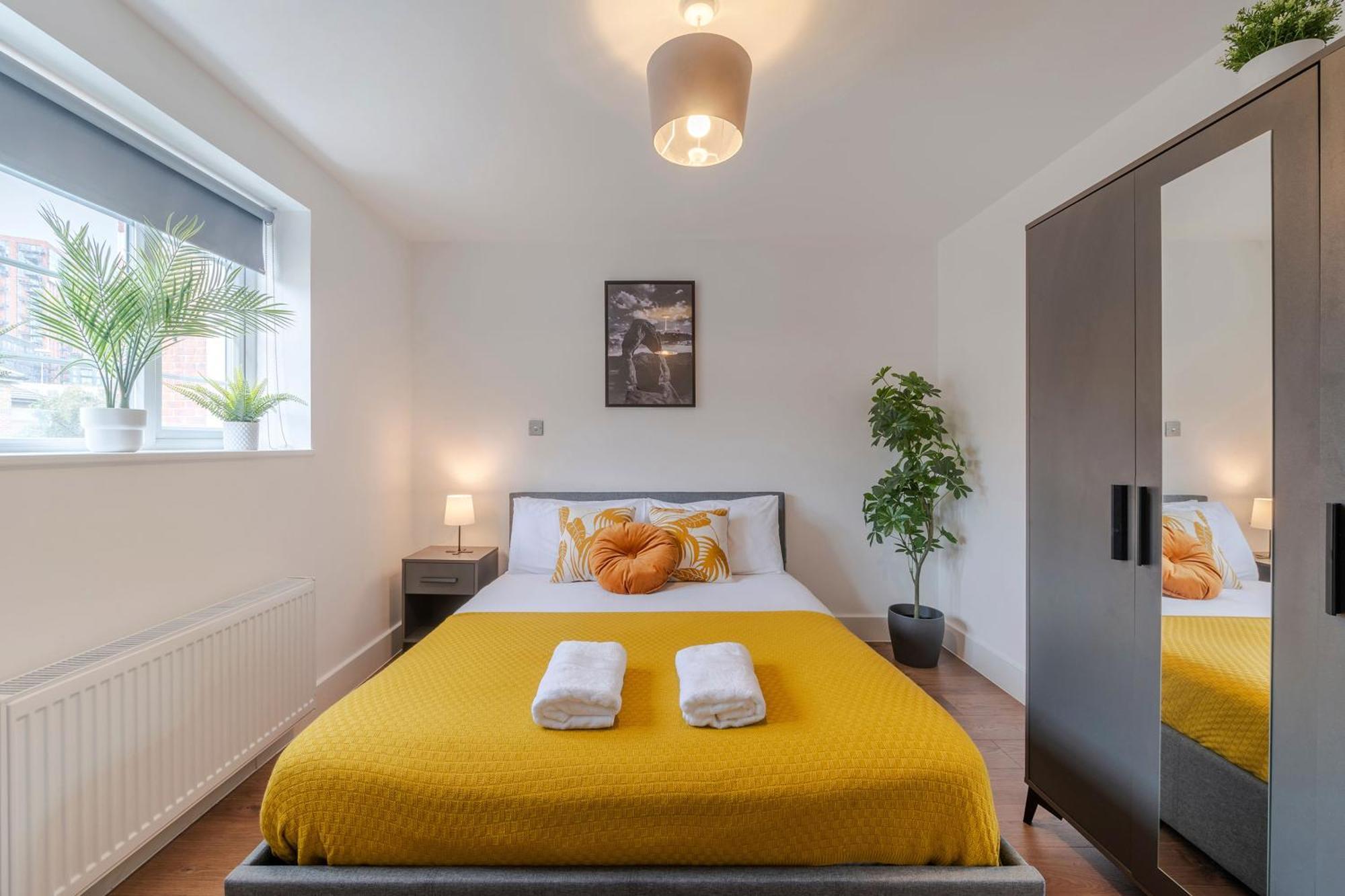 The Perfect Stay London, Home With 2 Bedrooms 1 Bath - Battersea, Vauxhall And Nine Elms ภายนอก รูปภาพ