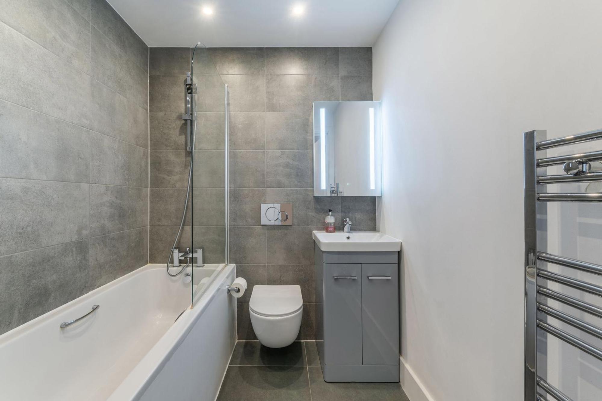 The Perfect Stay London, Home With 2 Bedrooms 1 Bath - Battersea, Vauxhall And Nine Elms ภายนอก รูปภาพ